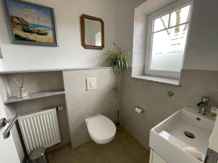 Charmante Ferienwohnung In Idyllischer Lage ยีเวอ ภายนอก รูปภาพ